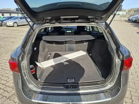 Picture of Toyota - Avensis Touring Sports, 2.0 D-4D Diesel