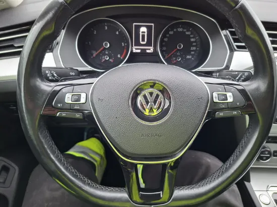 Picture of Volkswagen - Passat Comfortline Variant, 1.6 TDI Diesel, 