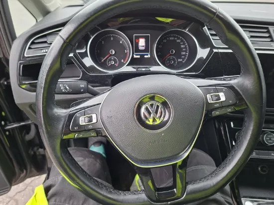 Изображение Volkswagen - Touran DSG7, 2.0 TDI Diesel