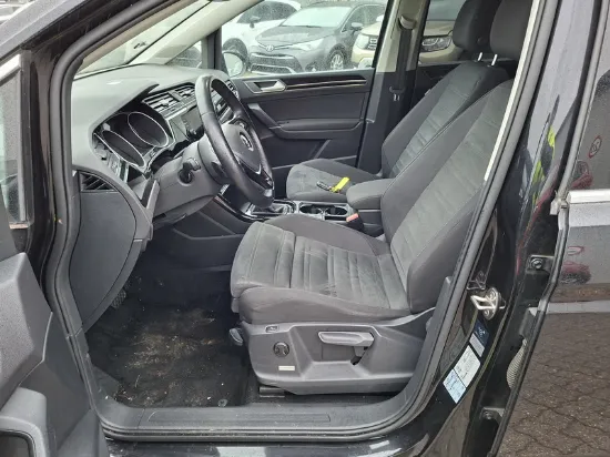 Изображение Volkswagen - Touran DSG7, 2.0 TDI Diesel