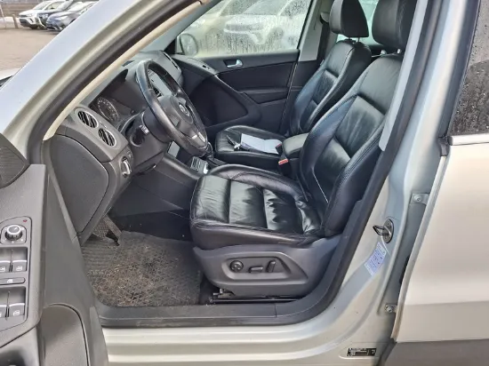 Изображение Volkswagen - Tiguan Sport & Style Aut., 2.0 TSI 4WD Benzin