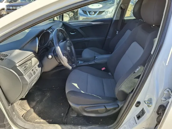 Picture of Toyota - Avensis, 1.6 Benzin