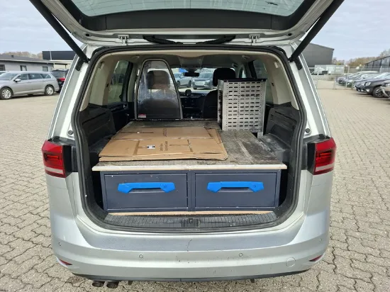 Picture of Volkswagen - Touran Aut., 2.0 TDI Diesel, Van