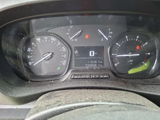 Изображение Opel - Vivaro Enjoy, 1.5 Diesel,