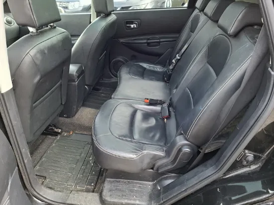 Изображение Nissan - Qashqai+2 4WD Aut. , 2.0 dCi Diesel