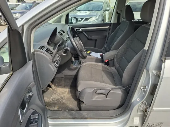 Picture of Volkswagen - Touran, 1.6 TDI Diesel, Van