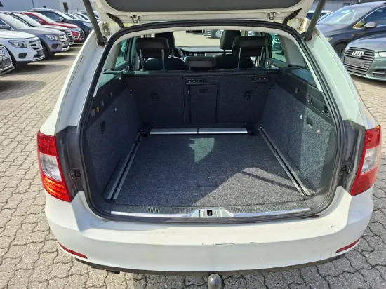 Изображение Skoda - Superb 4x4, 2.0 aut. 170 hk Diesel, Car