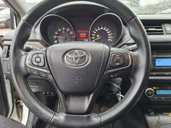 Picture of Toyota - Avensis Touring Sports Valvematic, 1.6 Benzin