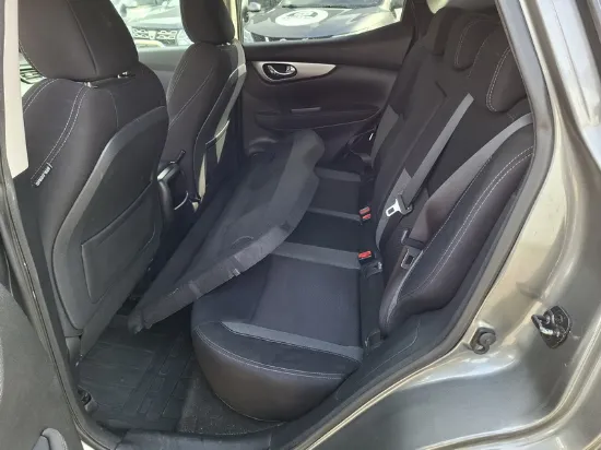 Изображение Nissan - Qashqai Acenta Connect Aut., 1.2 Benzin