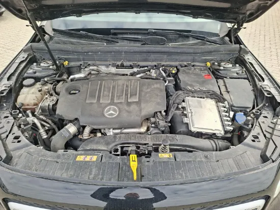 Picture of Mercedes - GLB 200 Business 8G-DCT, 2.0 Diesel,