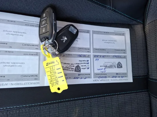 Изображение Peugeot - 2008 EAT8, 1.5 BlueHDI Diesel