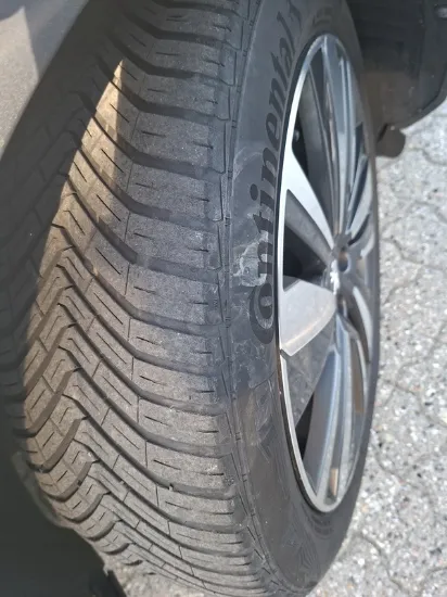 Изображение Peugeot - 5008 Allure, 1.2 Puretech Benzin,