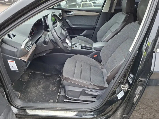 Изображение Seat - Leon Xcellence Business edition DSG7, 1.5 eTSI Benzin