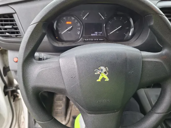 Изображение Peugeot - Expert, 2.0 BlueHDi Diesel