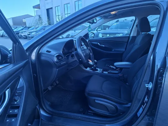 Изображение Hyundai - i30 Premium, 1.6 CRDI Diesel