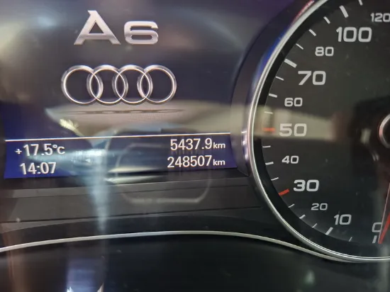 Изображение Audi - A6 Avant S-tronic., 2.0 TDI Diesel