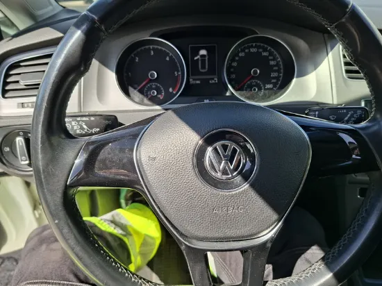 Изображение Volkswagen - Golf, 1.6 TDI Bluemotion Diesel