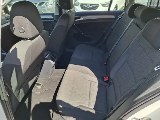 Изображение Volkswagen - Golf, 1.6 TDI Bluemotion Diesel
