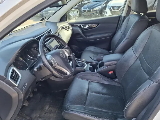Изображение Nissan - Qashqai Tekna, 1.6 dCi Diesel