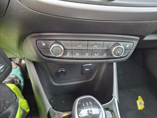 Изображение Opel - Crossland X, 1.2 Benzin, Van