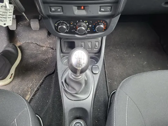 Изображение Dacia - Duster Black Shadow, 1.2 TCe Benzin