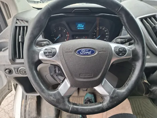 Изображение Ford - Transit 350L, 2.0 TDCi Diesel