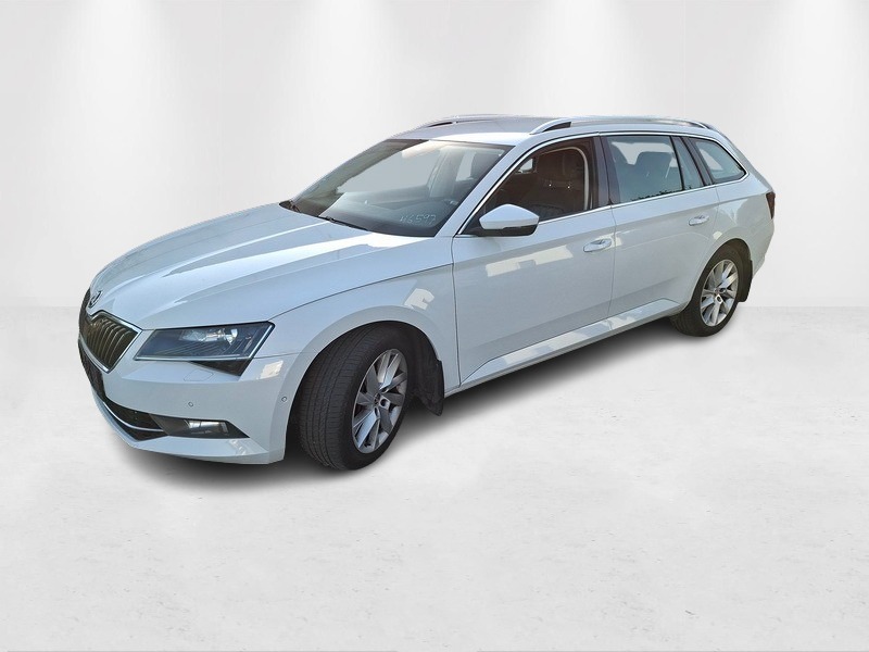 Изображение Skoda - Superb Combi Style DSG7 4X4, 2.0 TSI 272 hk Benzin
