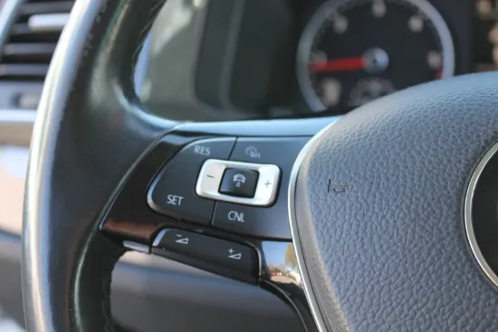 Изображение Volkswagen - Multivan T6 "BULLI" DSG SWB, 2.0 Diese