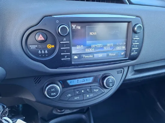Изображение Toyota - Yaris Aut. , 1.5 Hybrid Benzin