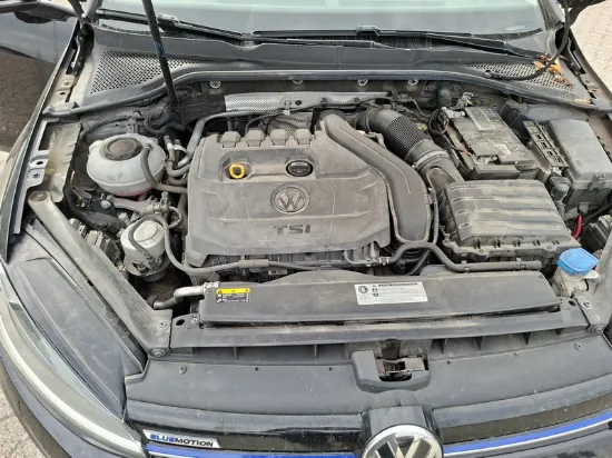 Изображение Volkswagen - Golf Comfortline Aut. DSG, 1.5 Benzin