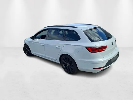 Изображение Seat - Leon FR Black Line 150HP DSG ST, 1.5 Benzin,