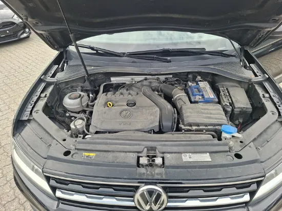 Изображение Volkswagen - Tiguan Highline DSG7, 1.5 TSI Benzin