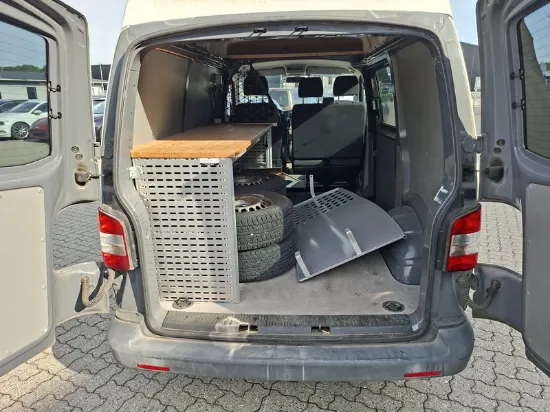 Изображение Volkswagen - Transporter Short, 2.0 TDI Diesel