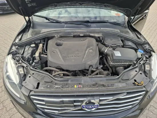 Изображение Volvo - XC60 Momentum Aut., 2.0