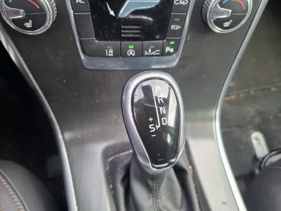 Изображение Volvo - XC60 Momentum Aut., 2.0