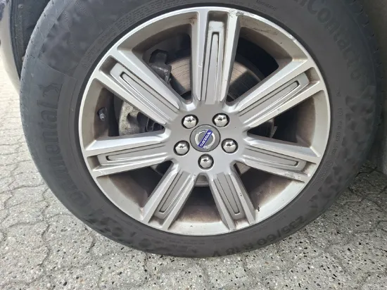 Изображение Volvo - XC60 Momentum Aut., 2.0