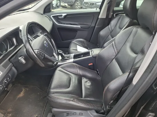 Изображение Volvo - XC60 Momentum Aut., 2.0