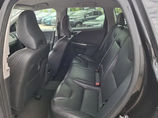 Изображение Volvo - XC60 Momentum Aut., 2.0