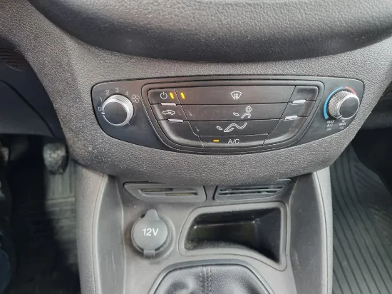 Изображение Ford Transit Courier 1.5