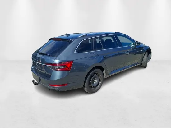 Изображение Skoda - Superb Combi DSG7, 2.0 TDI Diesel