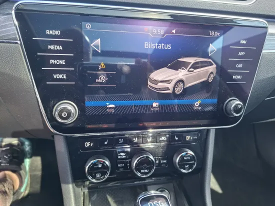 Изображение Skoda - Superb Combi DSG7, 2.0 TDI Diesel