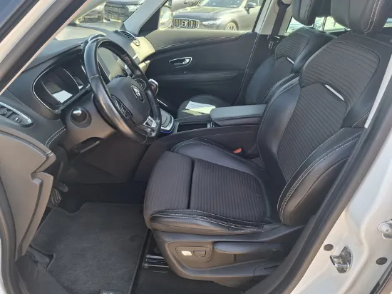 Picture of Renault - Grand Scenic EDC, 1.5 dCi BOSE EDITION Diesel