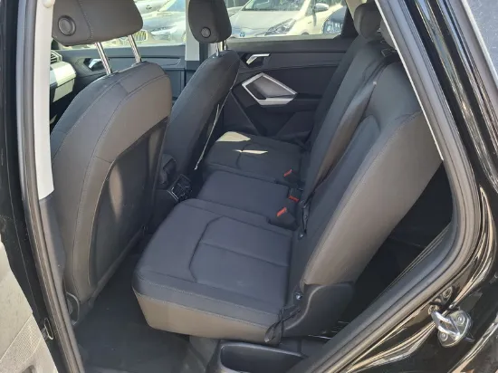 Изображение Audi - Q3 45 S Tronic , 1.4 TFSI e Hybrid/Benzin