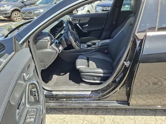 Picture of Mercedes - CLA 250e Shooting Brake 8G-DCT, 1.3 Hybrid/Benzin