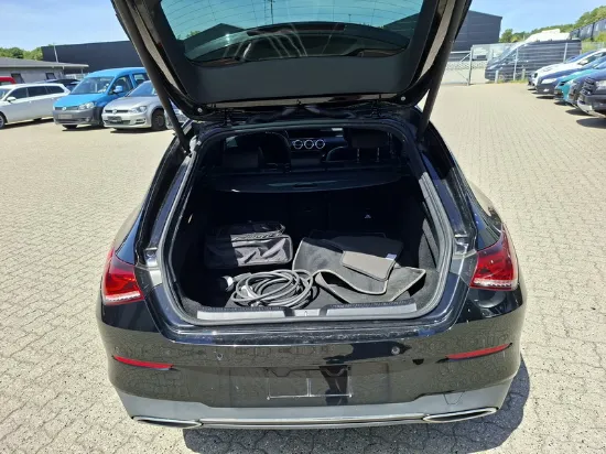 Picture of Mercedes - CLA 250e Shooting Brake 8G-DCT, 1.3 Hybrid/Benzin