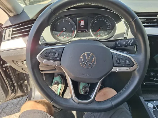 Picture of Volkswagen - Passat Elegance Aut., 2.0 TDI Diesel,