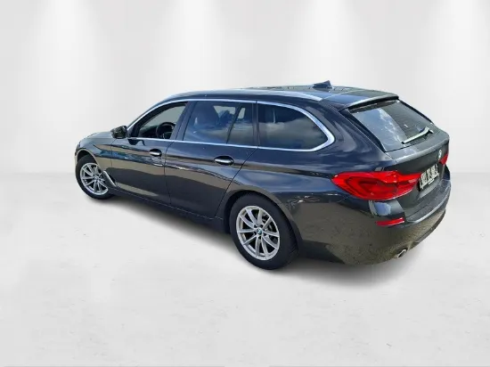 Picture of BMW - 520d Touring Steptronic , 2.0 Diesel