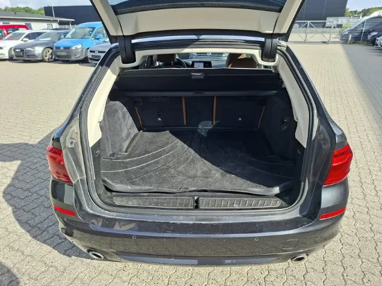 Picture of BMW - 520d Touring Steptronic , 2.0 Diesel