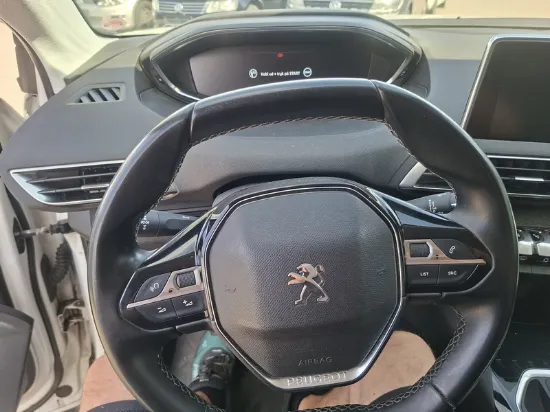 Picture of Peugeot - 3008 Allure, 1.2 Benzin