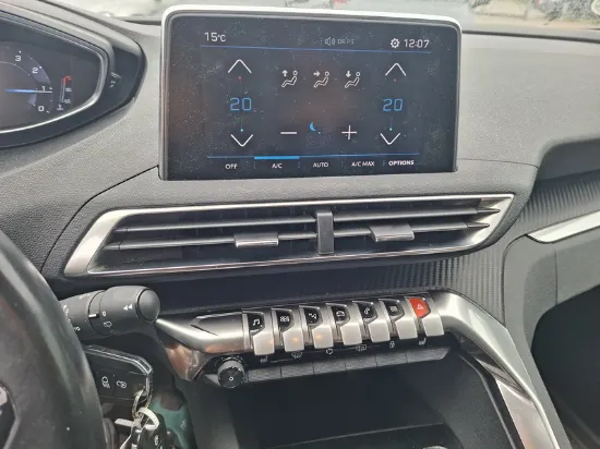 Изображение Peugeot - 5008 Active, 1.2 e-THP Benzin